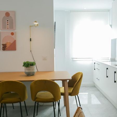 Lujoso Apartamento Con Piscina Compartida 3 세비야 외부 사진